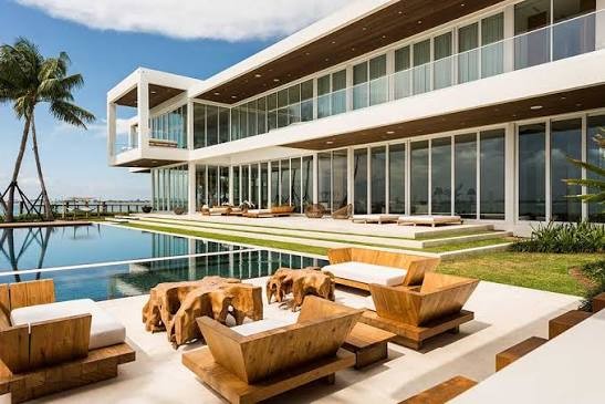 Contemporary waterfront residence, Florida